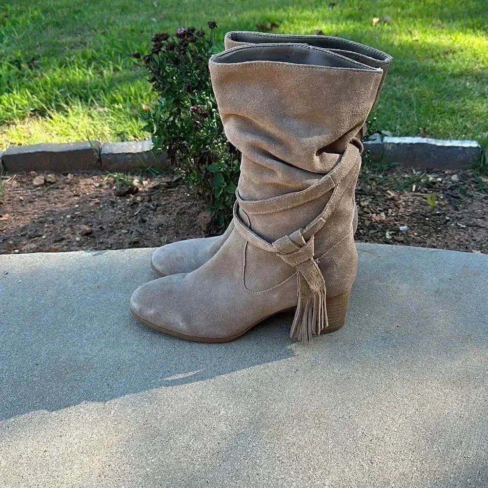 Tahari Johnny Slouchy Boots - Picture 3 of 8